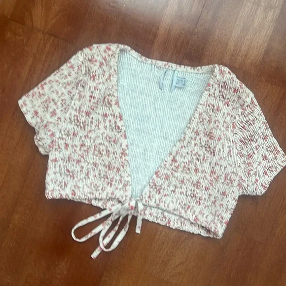 Princess Polly Bikini Top - Picture 2 of 6